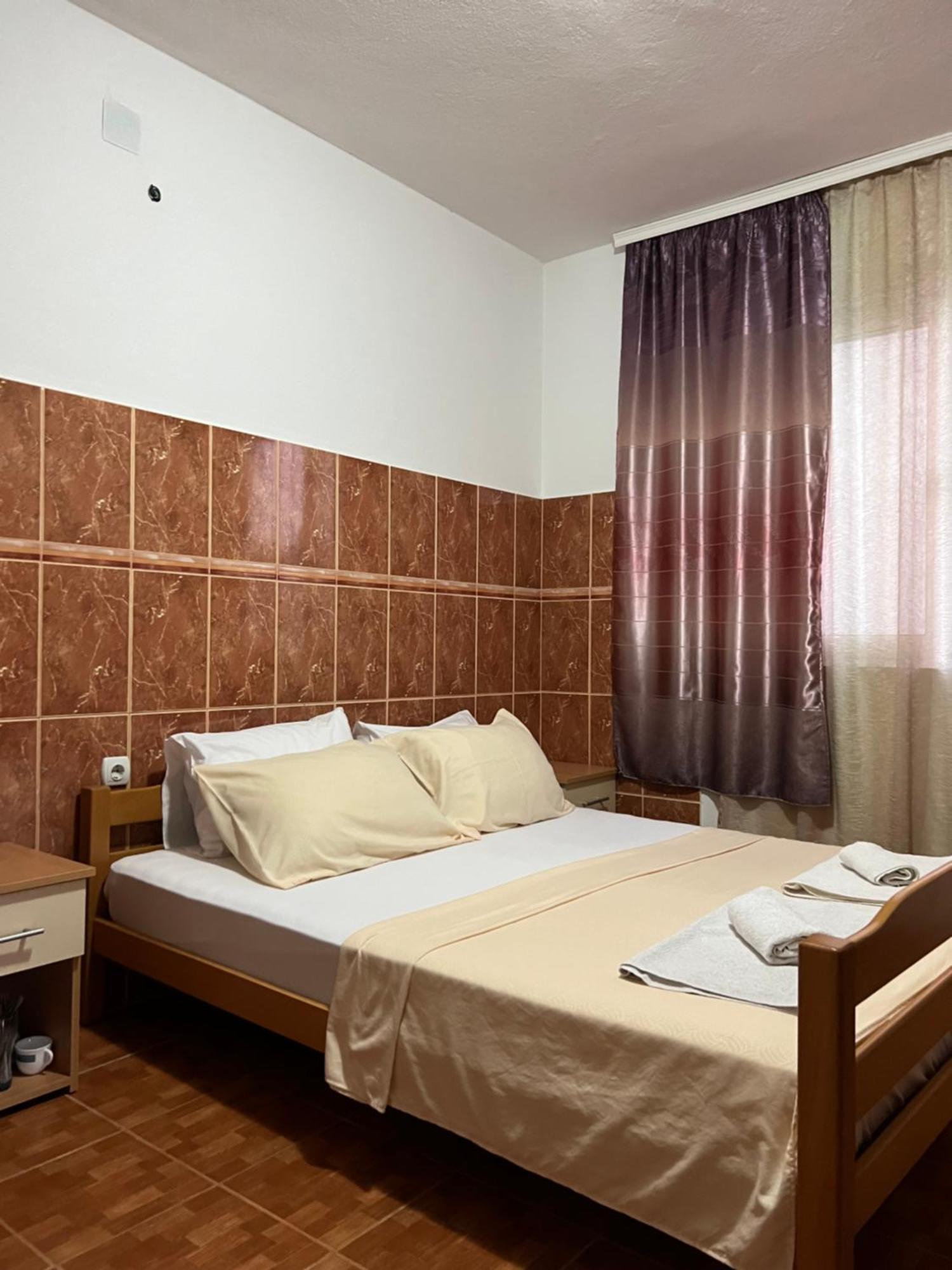 Apartments Fat E Jet - Pool & Breakfast Ulcinj Exteriör bild