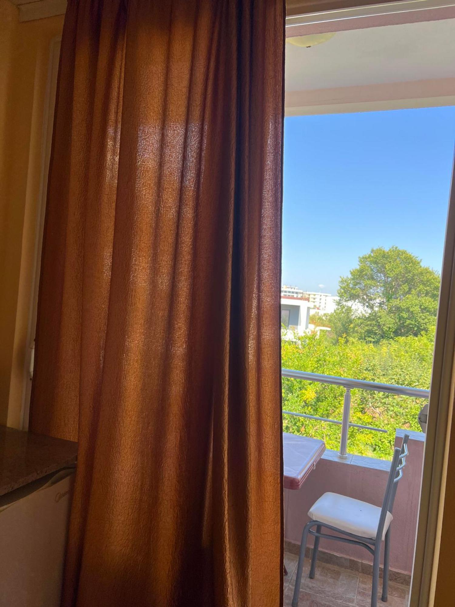 Apartments Fat E Jet - Pool & Breakfast Ulcinj Rum bild