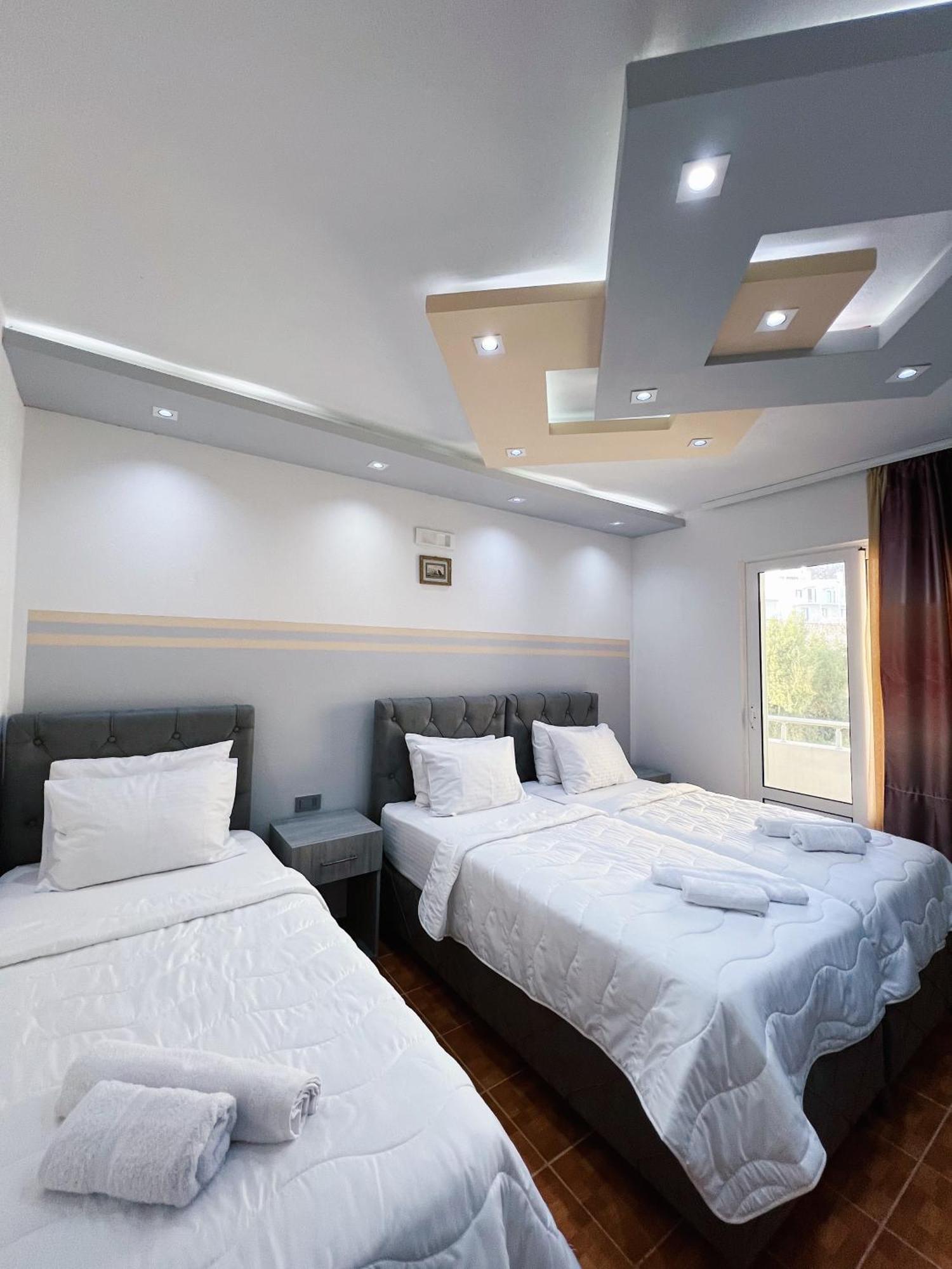 Apartments Fat E Jet - Pool & Breakfast Ulcinj Rum bild