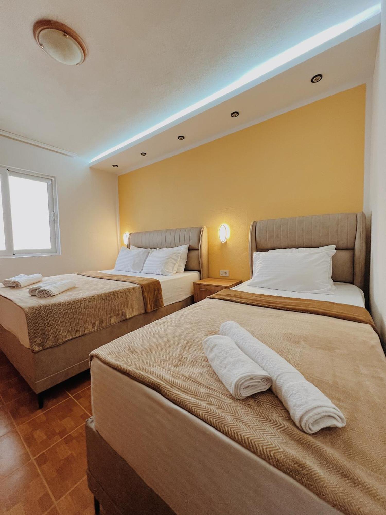 Apartments Fat E Jet - Pool & Breakfast Ulcinj Exteriör bild